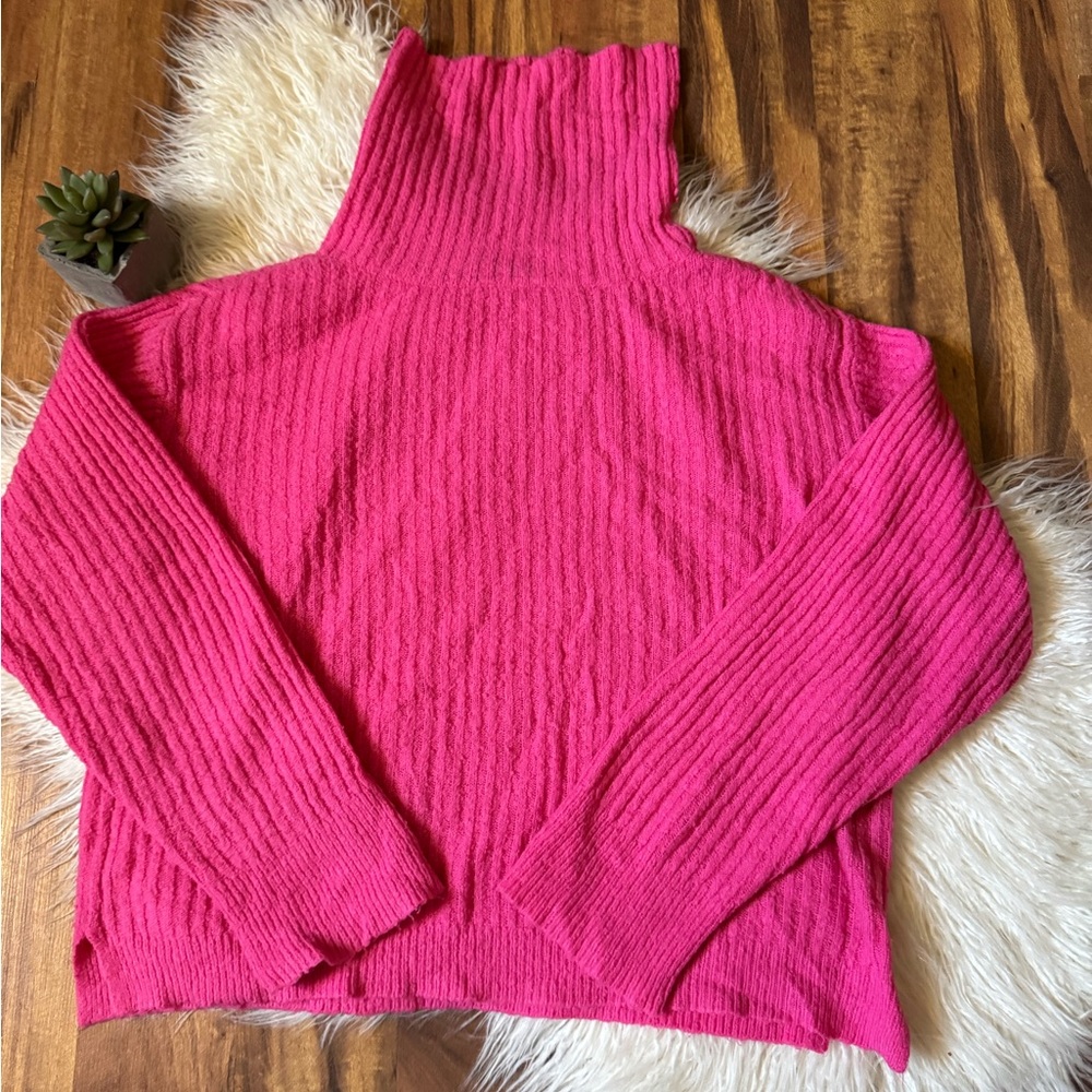 Anthropologie Women’s Ribbed Turtleneck Sweater Hot Pink